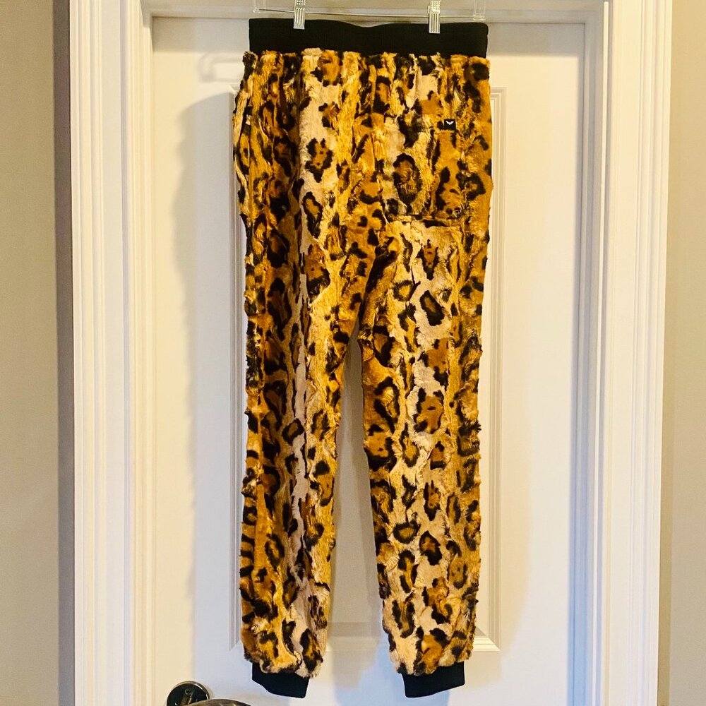 Women's Designer Sweatpants/Tan Cheetah - Picture 7 of 8